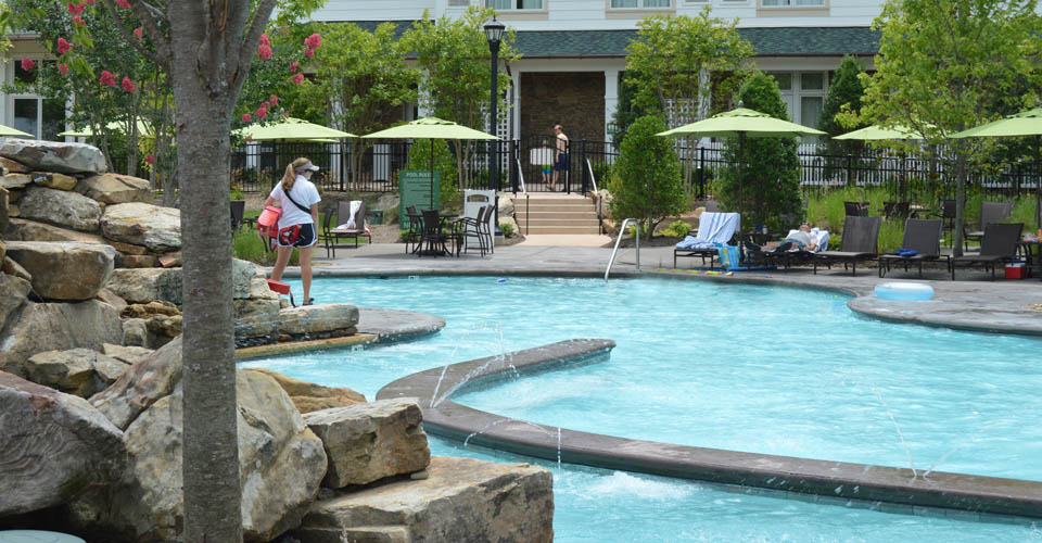Outdoor Pool with Lifeguard at the DreamMore Resort in Pigeon Forge 960