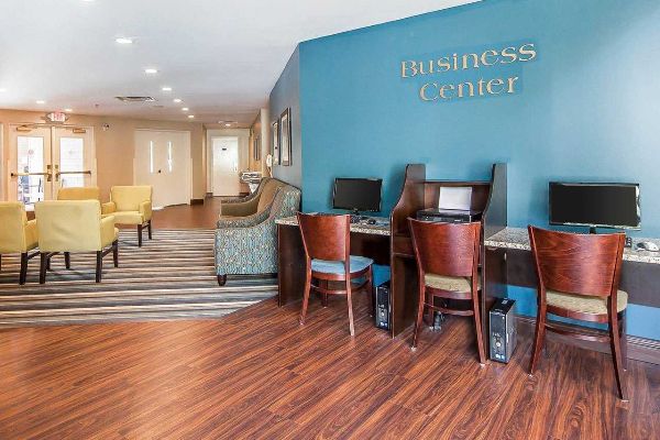 Business Center Mainstay Suites Pigeon Forge 600