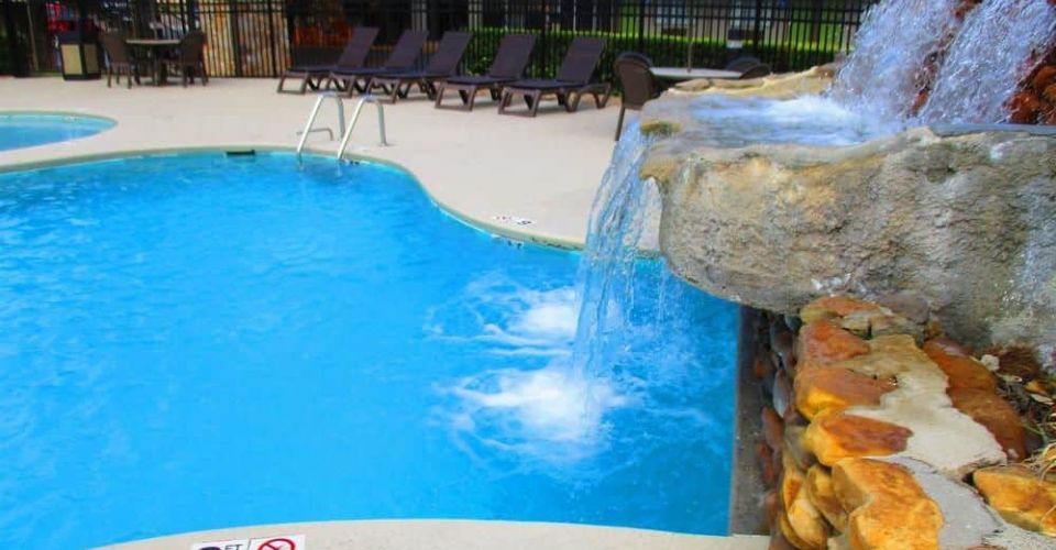 Waterfall at outdoor pool Best Western Plaza Inn Pigeon Forge 960