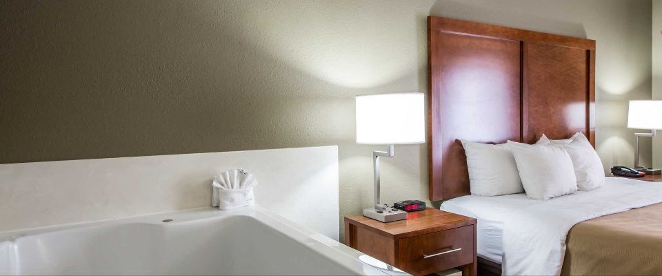 View of a King Room with in-room Jacuzzi Tub at the Comfort Inn and Suites at Dollywood Lane Pigeon Forge on the Parkway