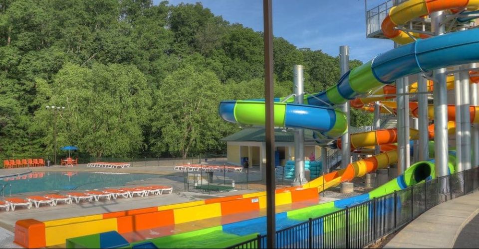 2 Large Water Slides at the Pigeon Forge Country Cascades Resort Water Park