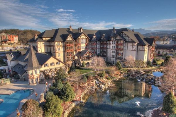 Aerial of The Christmas Inn Pigeon Forge 600