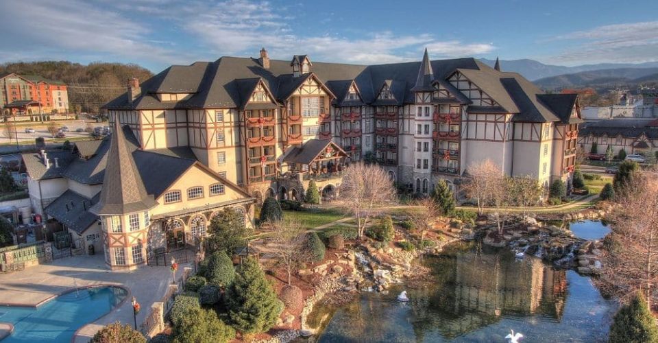Aerial of The Christmas Inn Pigeon Forge 960
