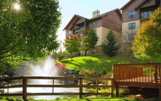 Beauty of the grounds with a pool and fountain at the Wyndham Smoky Mountains