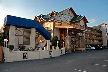View of the Outside Front of the Riverchase Motel in Pigeon Forge