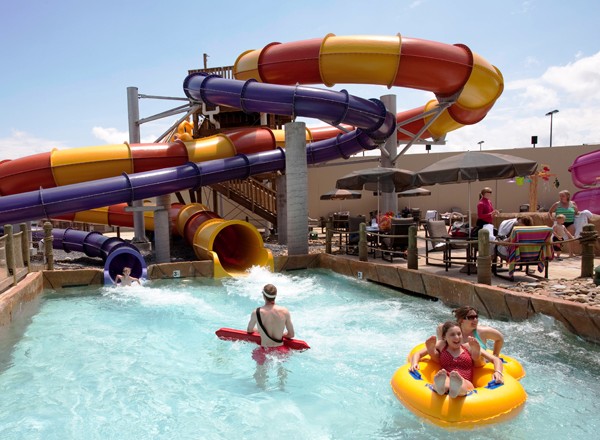 Timber Rattler figured 8 enclosed Tube Slide at Salamander Springs