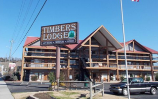 View of the front of the Timbers Lodge in Pigeon Forge Tn